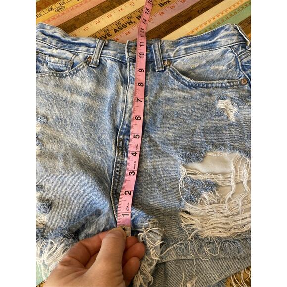 American Eagle Jean Shorts Womens Size 4 Distressed Blue Denim Mom Short - Picture 10 of 11
